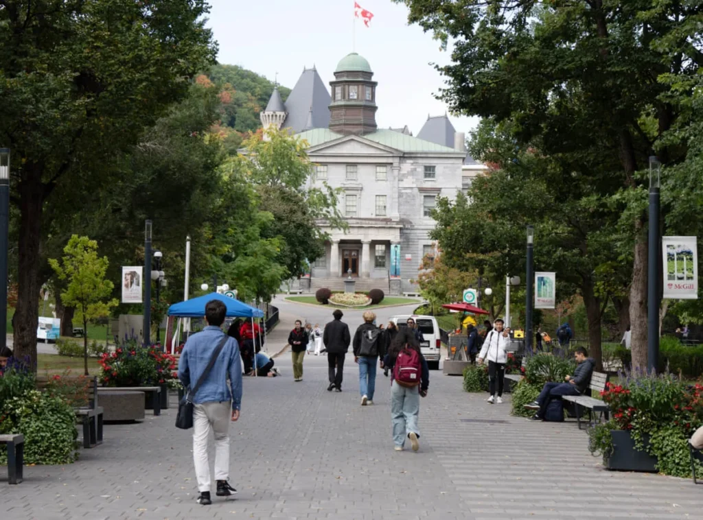 Moving to a New City for School: The Real Cost of Your First Year Away