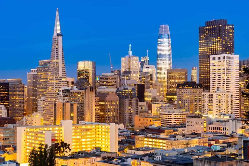 San Francisco downtown skyline at dusk